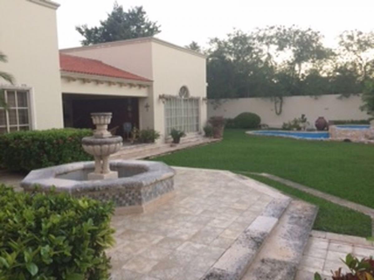 4 bedrooms House in Yucatan, Mexico No. 151137