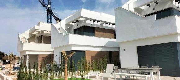 3 غرف نوم فيلا في Pilar de la Horadada, Spain رقم 6152 23