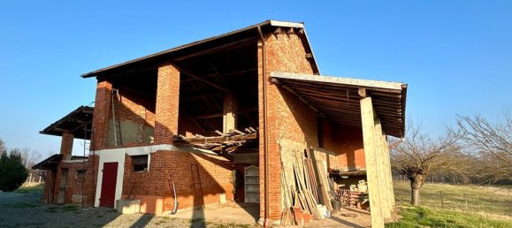 Casa de 8 habitaciónes en Novi Ligure, Italy No. 43570 13