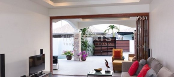 2 bedrooms Cafe / restaurant in Hua Hin, Thailand No. 7649 4