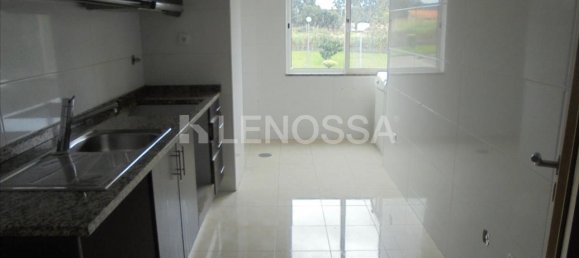 3 bedrooms Apartment in Canelas, Portugal No. 83705 3