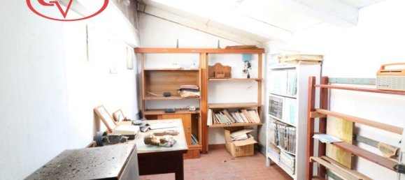 Вилла с 6 комнатами в Монтеварки, Италия № 232720 10