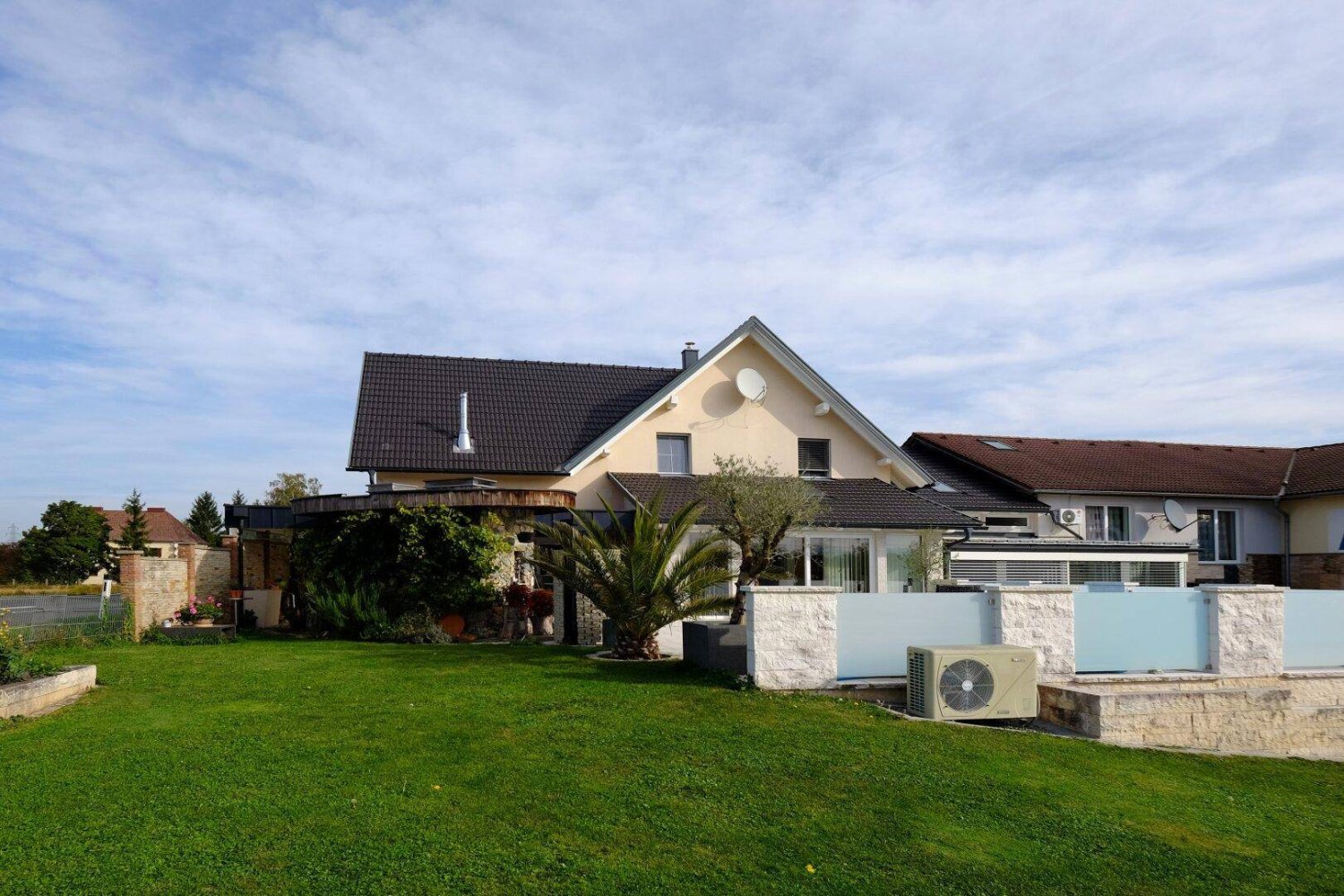 7 rooms House in Kronstorf, Austria No. 139828