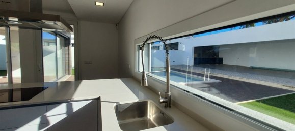 5 Schlafzimmer Villa in Entroncamento, Portugal, Nr. 144001 17