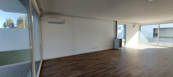 5 Schlafzimmer Villa in Entroncamento, Portugal, Nr. 144001 11