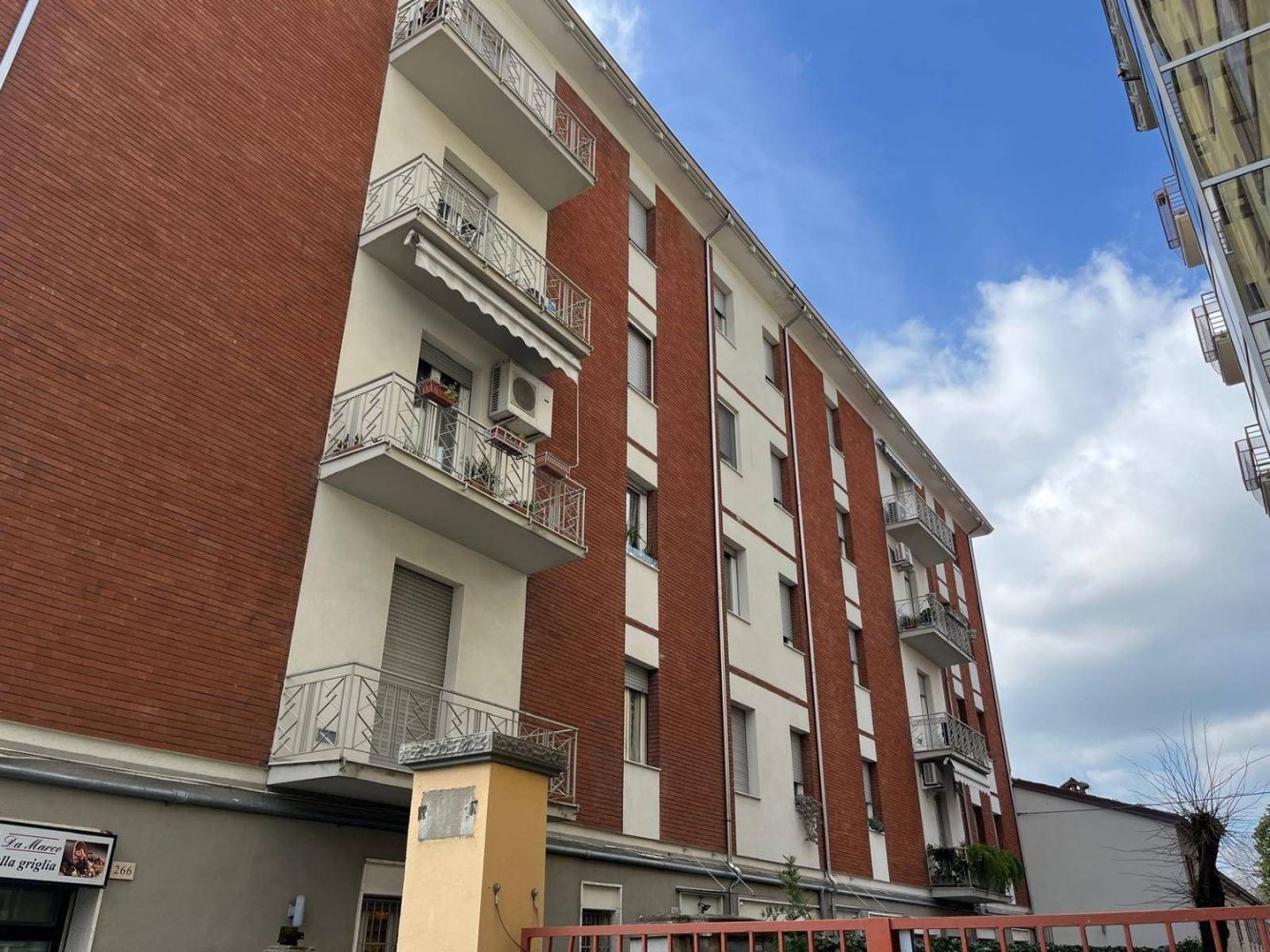 3 غرف نوم شقة في Modena, Italy رقم 312537