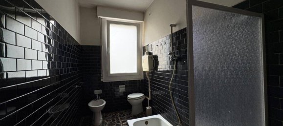 3 غرف نوم شقة في Modena, Italy رقم 312537 13