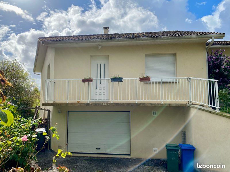 3 bedrooms House in Couzeix, France No. 343877