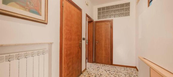 5-Zimmer Wohnung in Noale, Italy, Nr. 33800 7