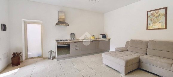 Квартира с 3 спальнями в Кастельсардо, Италия № 144588 13