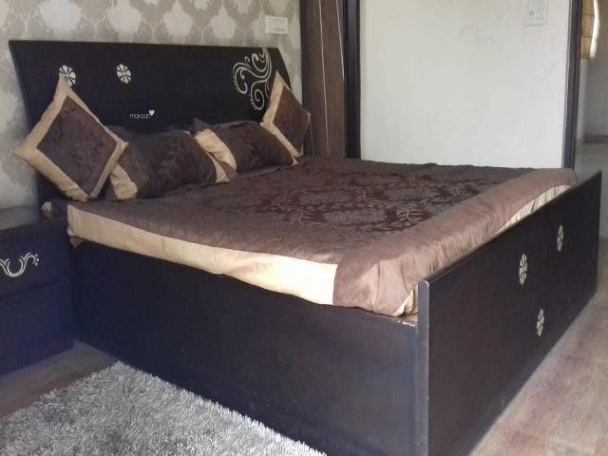 3 bedrooms House in Ghaziabad, India No. 11057