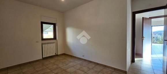 4-salle Appartement à Fiuggi, Italy No. 202896 12