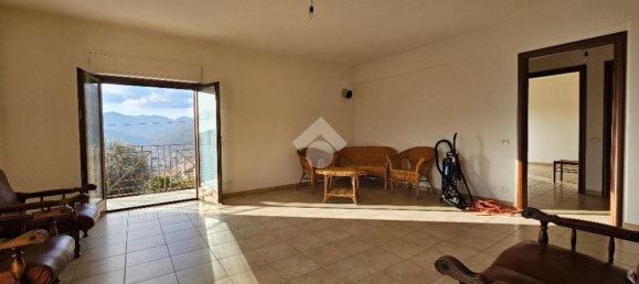 4-salle Appartement à Fiuggi, Italy No. 202896 9