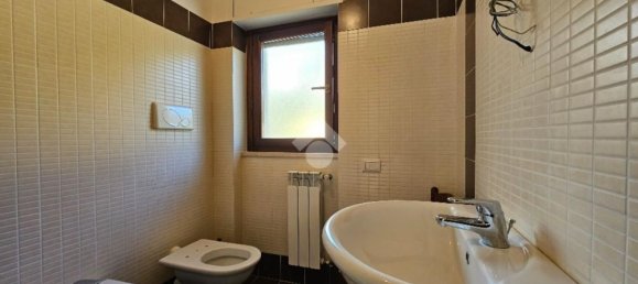 4-salle Appartement à Fiuggi, Italy No. 202896 24