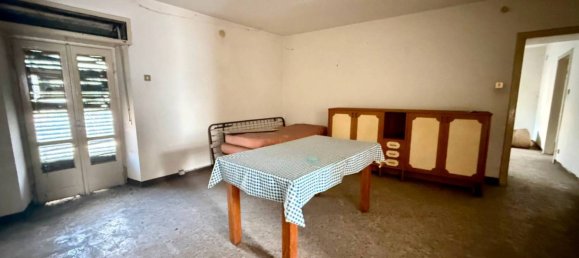 4 bedrooms House in Casazza, Italy No. 290858 2