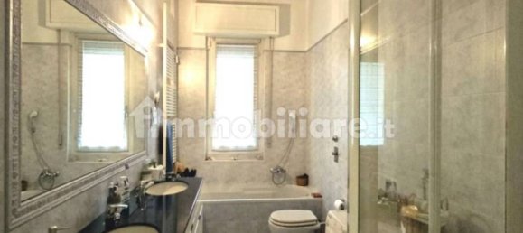 Apartamento de 2 dormitorios en Rozzano, Italy No. 61013 22