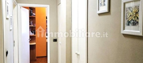 Apartamento de 2 dormitorios en Rozzano, Italy No. 61013 14