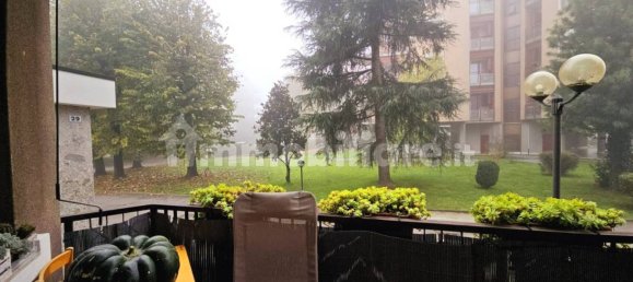 Apartamento de 2 dormitorios en Rozzano, Italy No. 61013 12