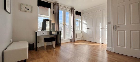 4 bedrooms Townhouse in Langley Park, United Kingdom No. 1122 12