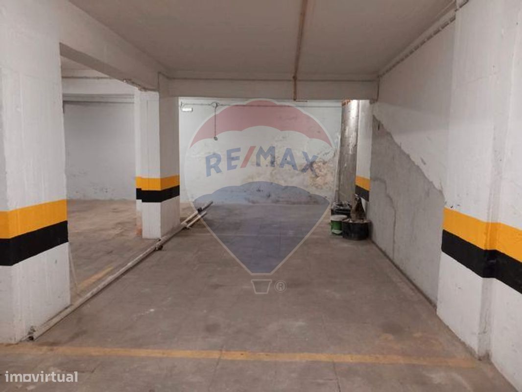  مرآب في Portimao, Portugal 30متر مربع رقم 41822