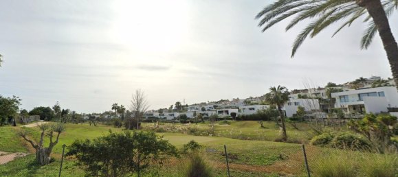 Terreno en Estepona, Spain No. 140129 3