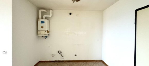 3 rooms Apartment in Bagnolo Mella, Italy No. 235106 8