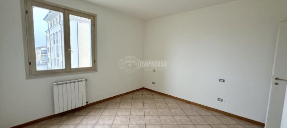 3 rooms Apartment in Bagnolo Mella, Italy No. 235106 18