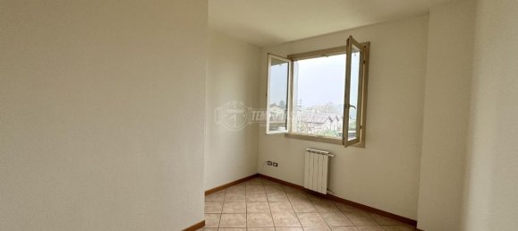 3 rooms Apartment in Bagnolo Mella, Italy No. 235106 11
