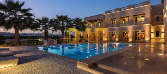 7 bedrooms Villa in Emirates Hills, UAE No. 4636 5