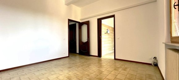 3 bedrooms Apartment in Podenzano, Italy No. 376416 7