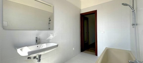 3 bedrooms Apartment in Podenzano, Italy No. 376416 15