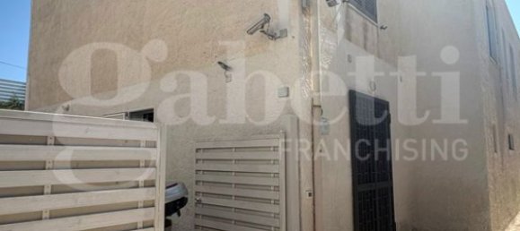 2 Schlafzimmer Haus in Petrosino, Italy, Nr. 344800 3