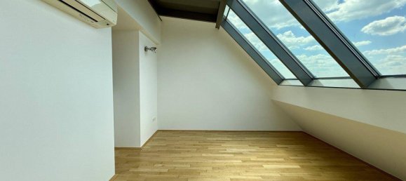 4 rooms Apartment in Rudolfsheim-Funfhaus, Austria No. 132729 11