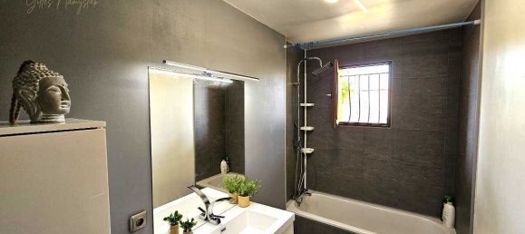 3 bedrooms House in Mireval, France No. 203459 5