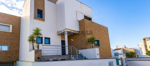 Дом с 6 спальнями в Фигейра да Фош, Португалия № 162837 38