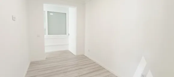 1 bedroom Apartment in Lisbon, Portugal No. 153955 5