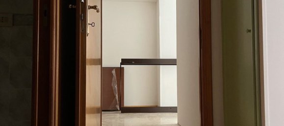 4 rooms Apartment in Rome, Italy No. 204789 10