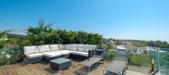 5 bedrooms Villa in Cascais, Portugal No. 134139 2