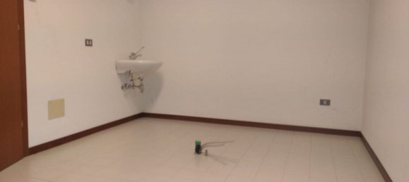 Büro in Anguillara Veneta, Italy 54m², Nr. 178892 4