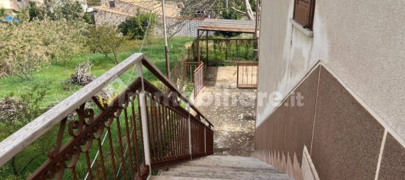 Вилла с 3 спальнями в Монреале, Италия № 360255 25