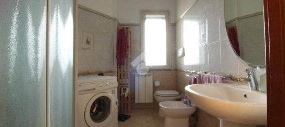 2 chambres Appartement à Reggio Calabria, Italy No. 300615 8