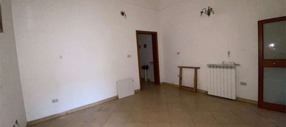2-Zimmer Wohnung in Taranto, Italy, Nr. 83648 7