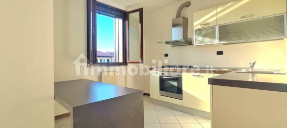 2 bedrooms Apartment in Pavia, Italy No. 312176 3