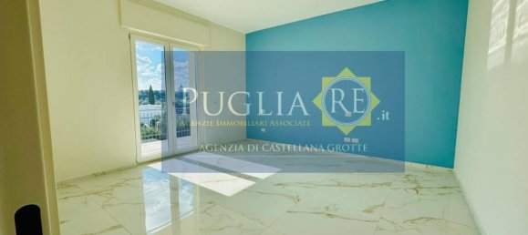 Villa de 3 dormitorios en Castellana Grotte, Italy No. 80854 21