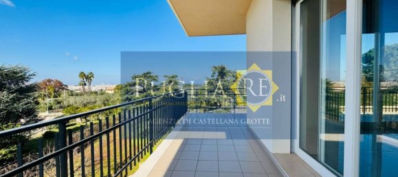 Villa de 3 dormitorios en Castellana Grotte, Italy No. 80854 29