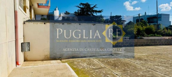 Villa de 3 dormitorios en Castellana Grotte, Italy No. 80854 37