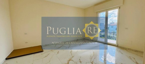 Villa de 3 dormitorios en Castellana Grotte, Italy No. 80854 23