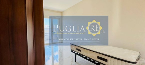 Villa de 3 dormitorios en Castellana Grotte, Italy No. 80854 17