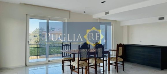 Villa de 3 dormitorios en Castellana Grotte, Italy No. 80854 11