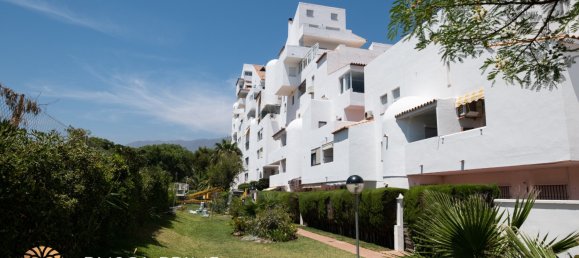 3 bedrooms Penthouse in Estepona, Spain No. 1402 9